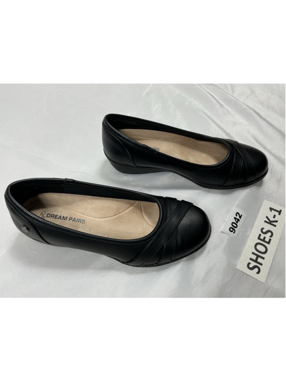 Womans New Dream Pairs Slip On Ballet Style Shoes Size 7.5 Black Wedge Heel - Picture 2 of 8